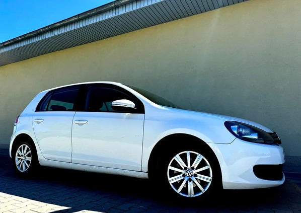 Volkswagen Golf cena 25900 przebieg: 127000, rok produkcji 2012 z Biała małe 667